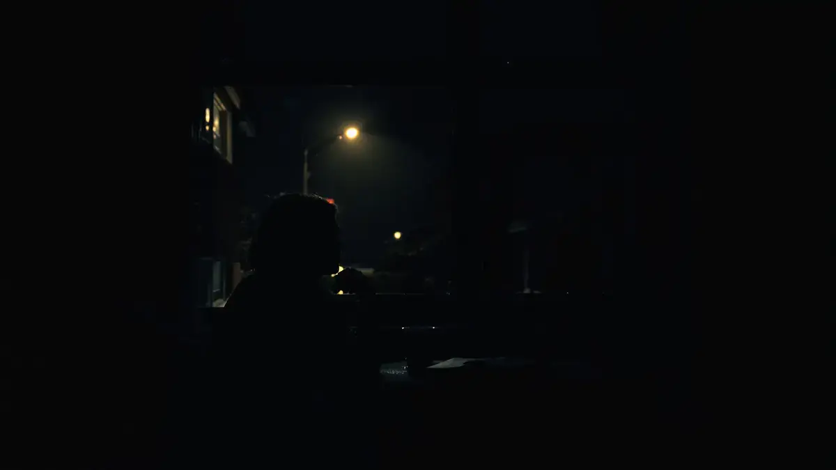 Dit ritme van stilte ’s avonds kan in werkelijkheid de cognitieve spanning vergroten.